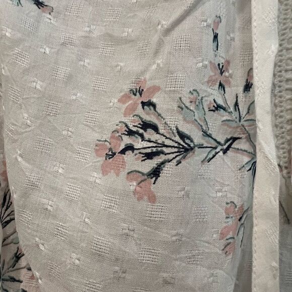 Lucky Brand semi sheer floral pattern size M blouse - Picture 2 of 8